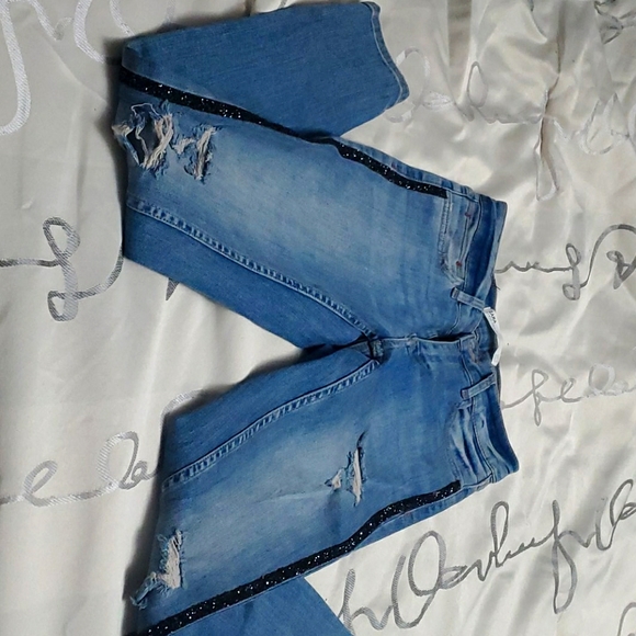 Jeans - Picture 1 of 3